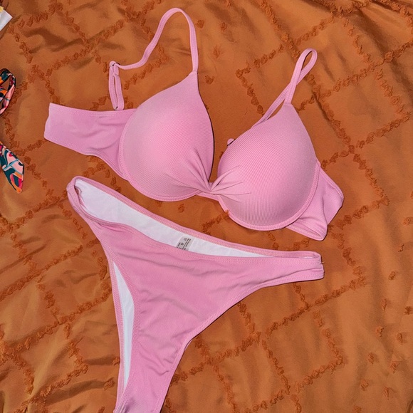 Pink Women's Bikini Set - Picture 2 of 4